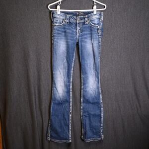 Silver Women's 26x33 (28x31 actual) Twisted Distressed Denim Jeans Bootcut